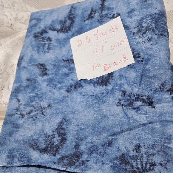 2.5‎ Yards Blue Abstract Cotton Fabric 44" Wide Sewing Quilting Material - Picture 2 of 3